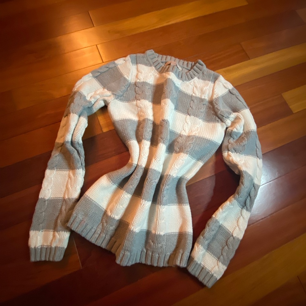 Thick Cable Knit Sweater Size Medium - image 7